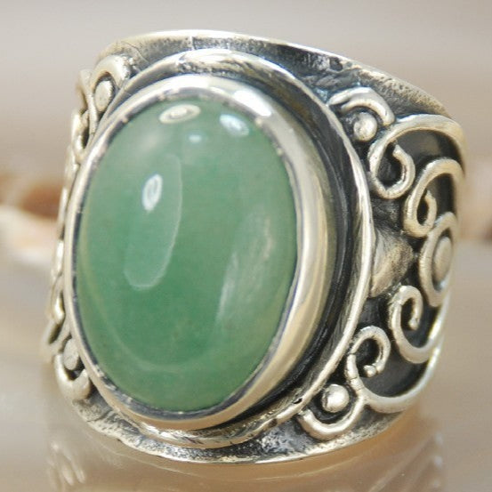 Anel de Prata com Pedra Natural Jade T:9