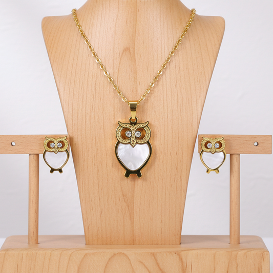 Conjunto Owl Heart em Aço 316L Gold – Elegância e Sabedoria no Seu Look