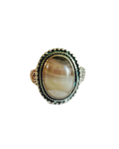 Anel de Senhora em Prata com Pedra Natural Olho Tigre