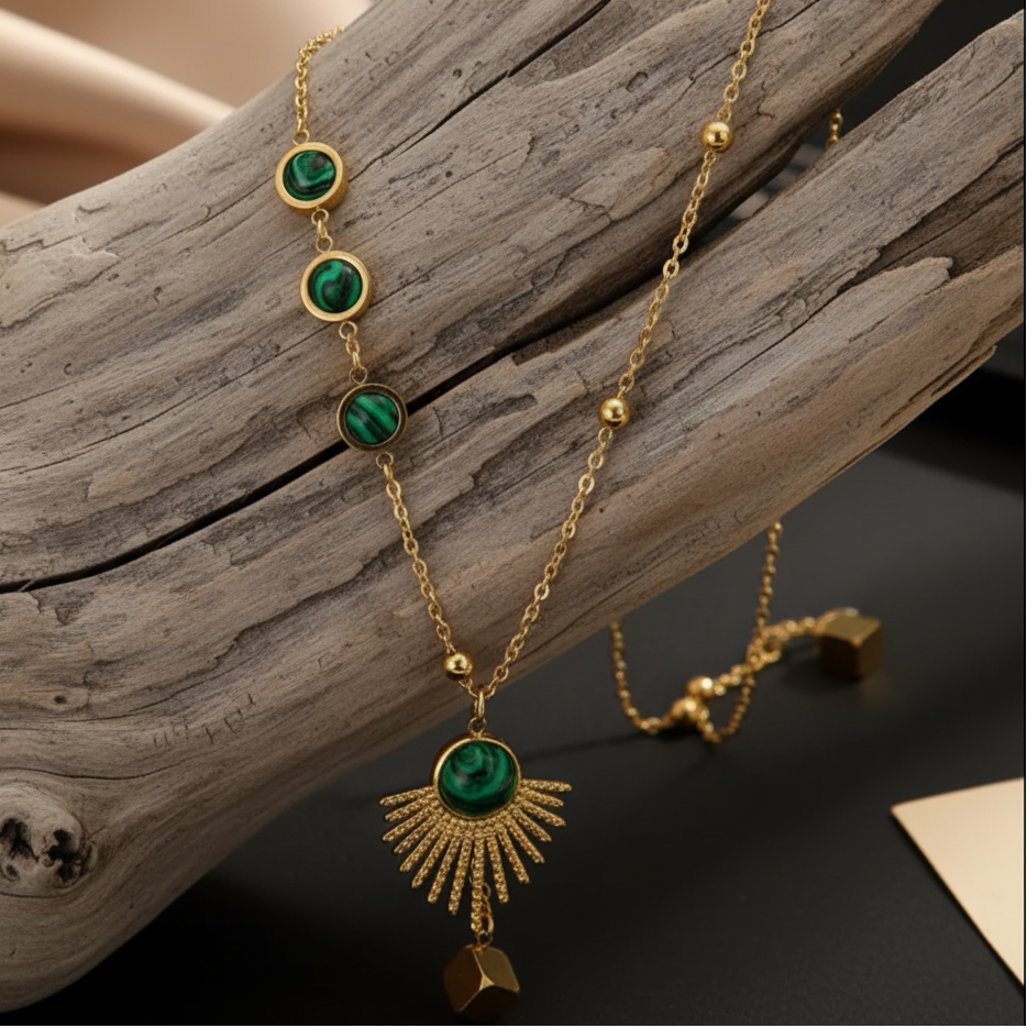 Sun Fan 316L Steel Necklace – The Natural Elegance of Malachite
