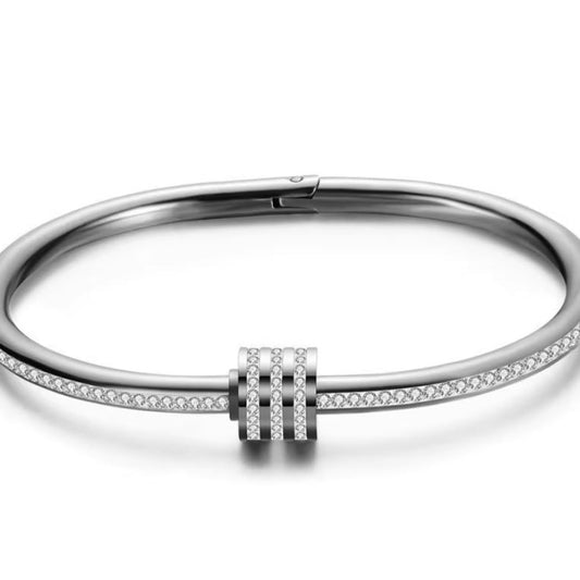 Pulseira de Senhora Clássica Prateada em Aço Inoxidável com Zircônias Cúbicas