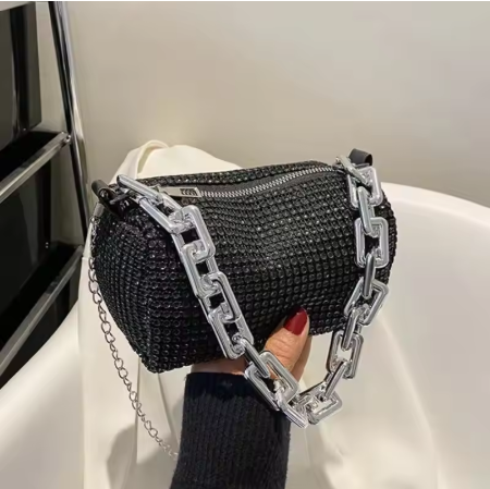 Pochete de Senhora Preta Com Brilhantes