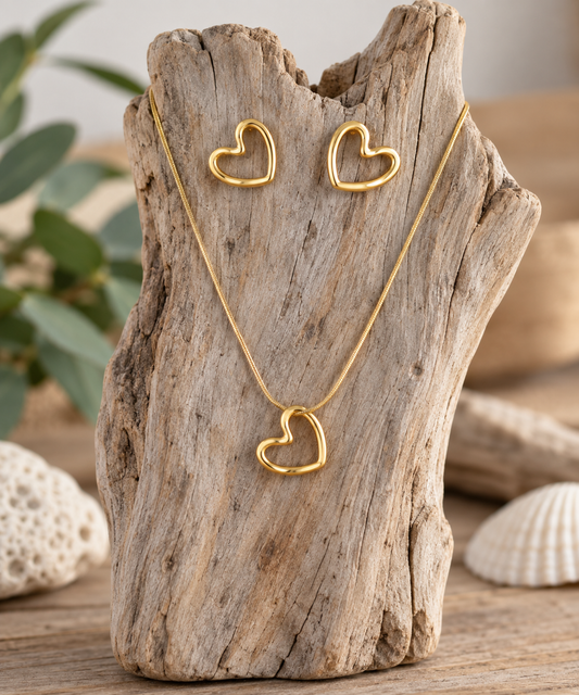 Conjunto Coração Dourado – Colar + Brincos em Aço Inoxidável (316L)