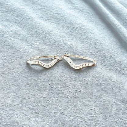 Argolas em Ouro Laminado Branco 18K com Topázios