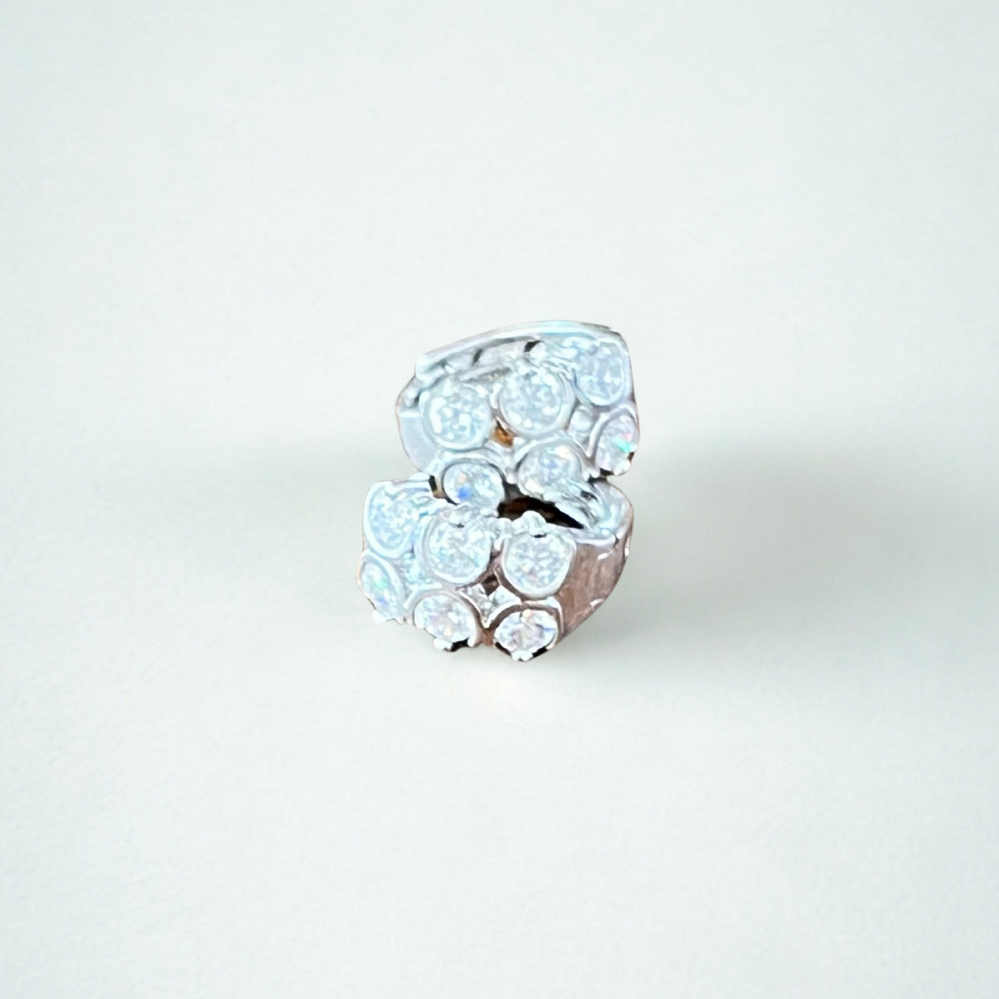 Argolas de Senhora Laminado a Ouro Branco 10K com Zircões