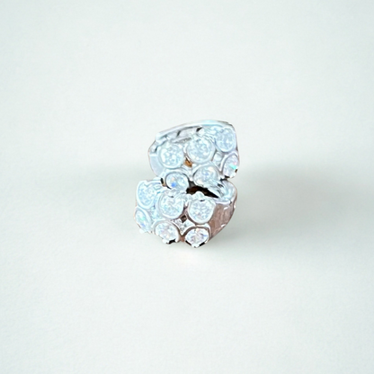 Argolas de Senhora Laminado a Ouro Branco 10K com Zircões