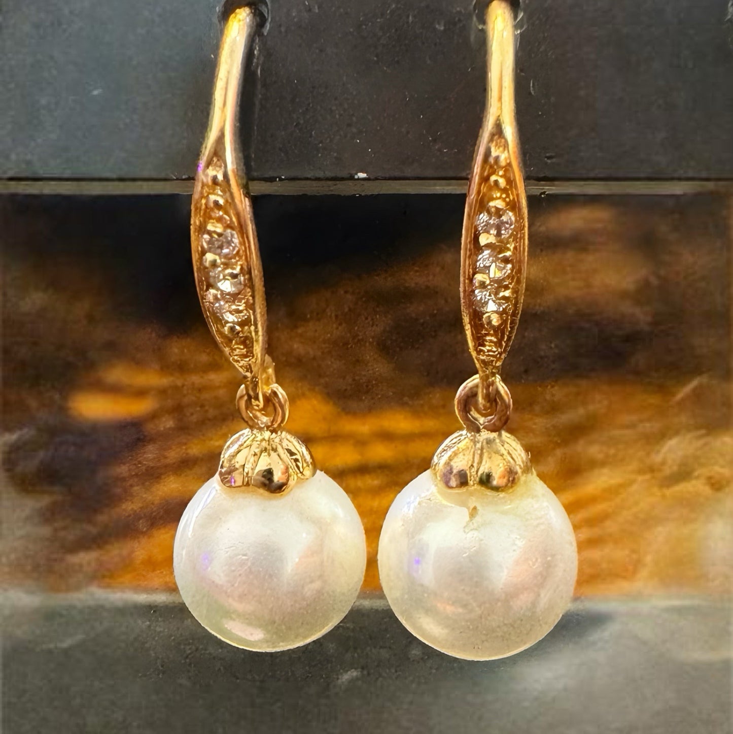 Brincos em Ouro Laminado 18k com Topázios e Pérolas