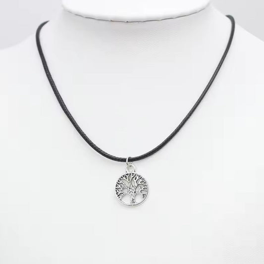 Colar de Senhora com Pingente Árvore da Vida