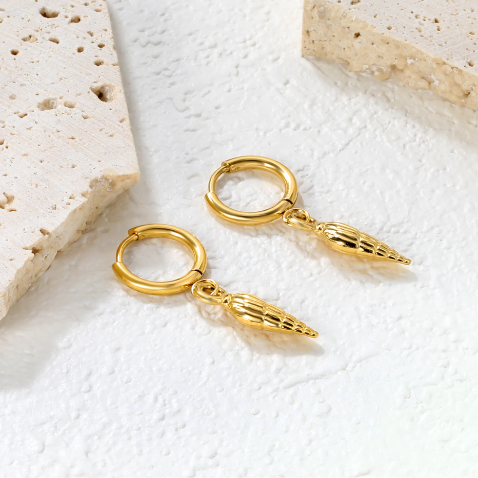 Brinco de Argola em Aço Inoxidável, Búzio Dourado