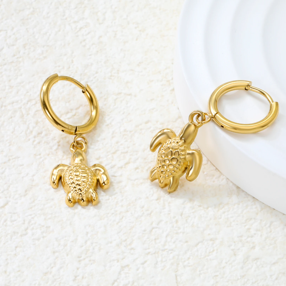 Brinco de Argola em Aço Inoxidável, Tartaruga Dourada