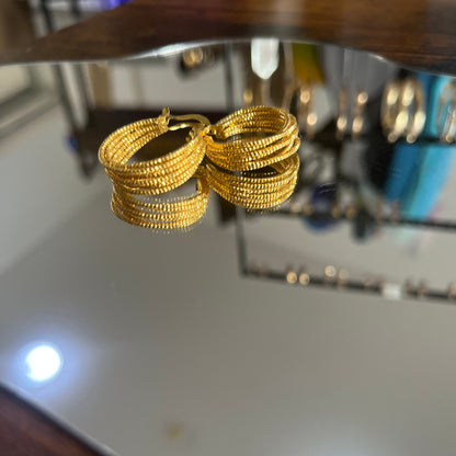 Argolas de Senhora em Ouro Laminado