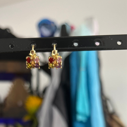 Argolas de Senhora Borboleta em Ouro Laminado 10K com Zircões