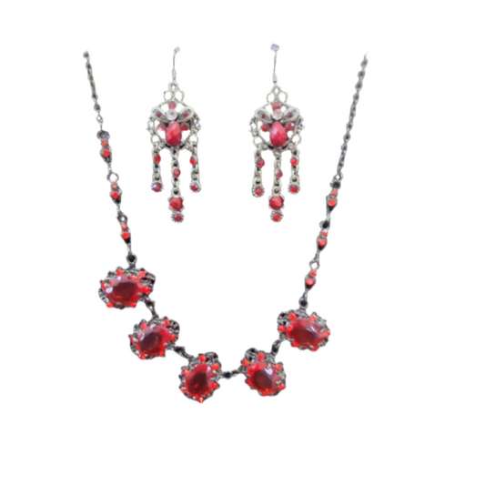 Conjunto de Senhora em Prata, Pedras Vermelhas