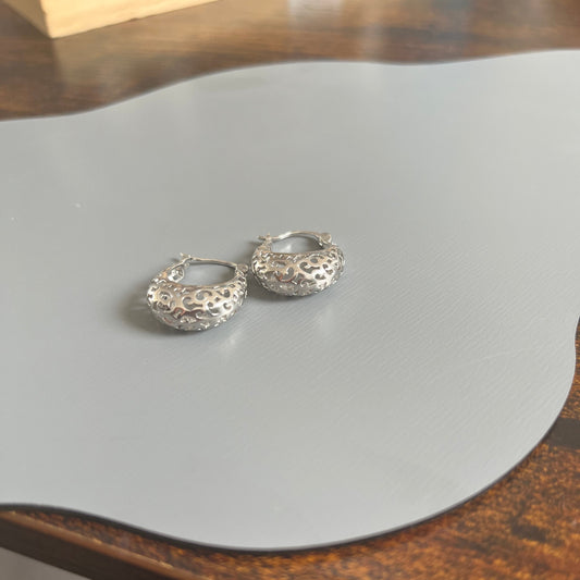 Argolas em Ouro Laminado Branco  10K