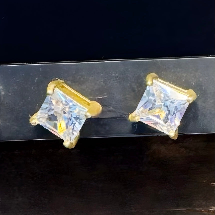 Brincos em Ouro Laminado 18K com Zicônia