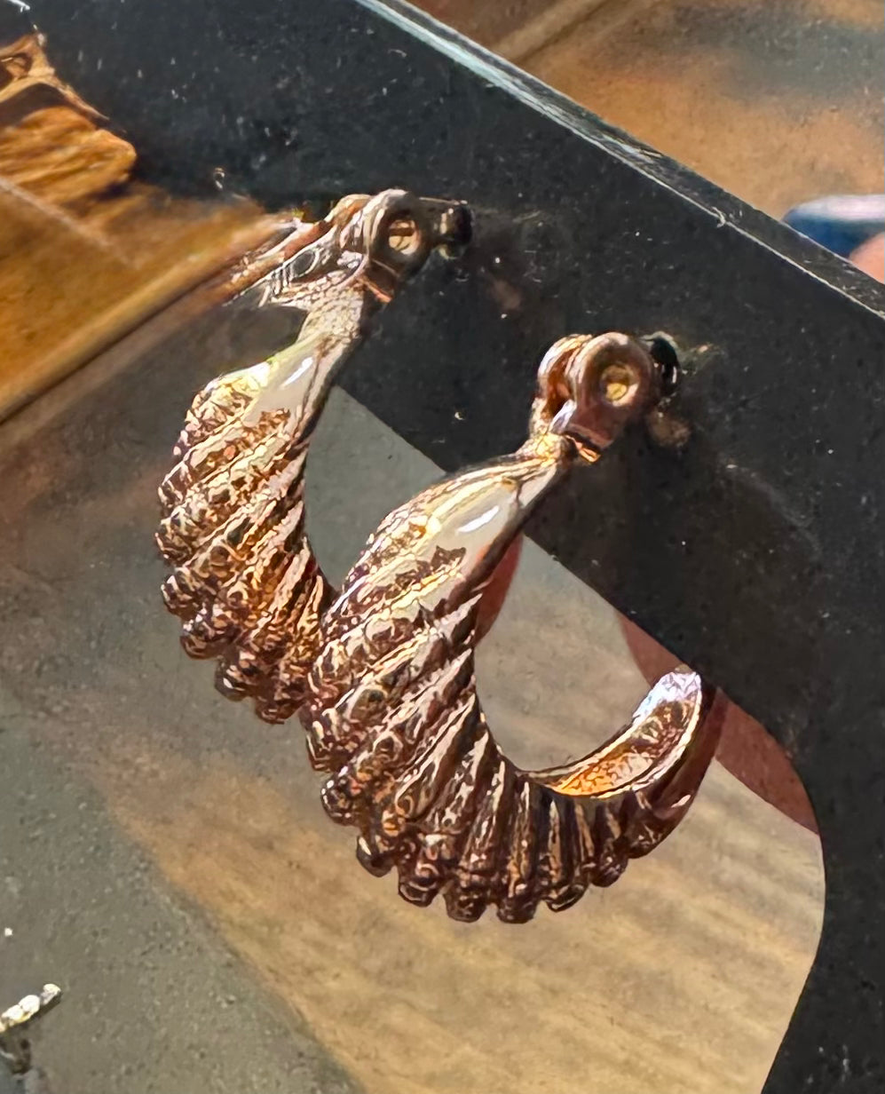 Argolas Pequenas em Ouro Laminado Rosa 10K