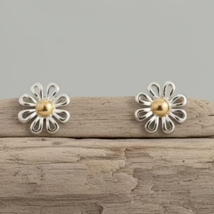 Brincos Daisy – O Teu Novo Amuleto Floral