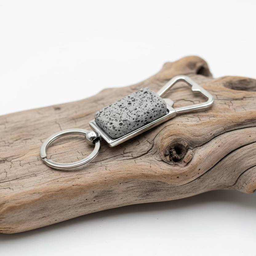 Abridor de Garrafas em Pedra Vulcânica Natural – Artesão Francisco