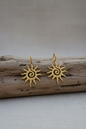Brincos sol dourado argolas