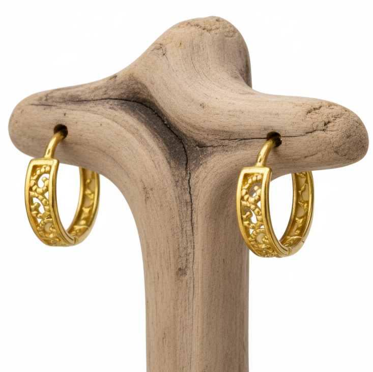 Créoles Kelly – Or Gold Filled 18 carats avec filigrane botanique