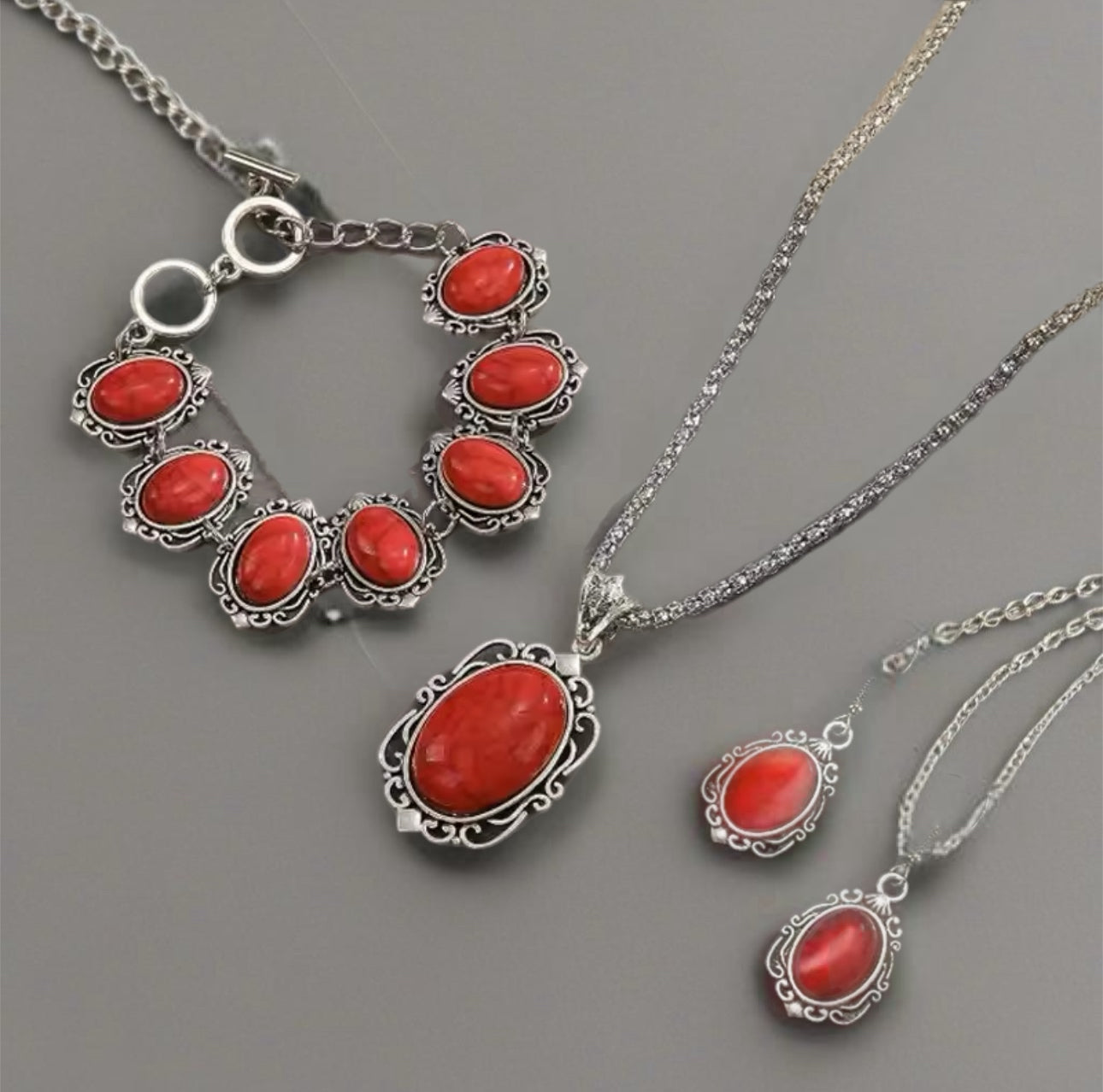 Conjunto de Senhora - 3 peças de Prata Antiga com Pedra Vermelha Natural