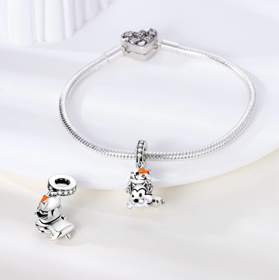 Conta em Prata 925, Gato às Cavalitas do Cão