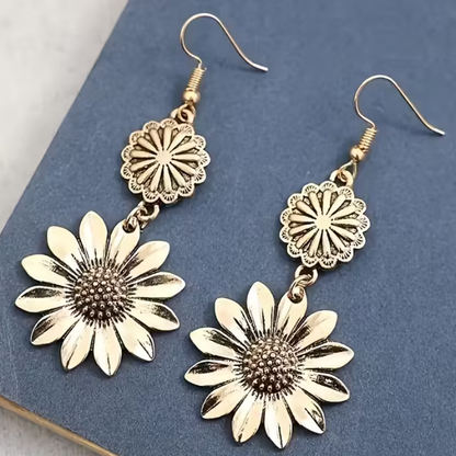 Brincos Girassol Dourado – Elegância Boémia Banhada a Ouro 14K