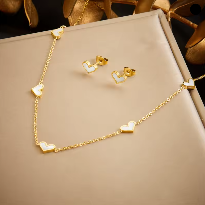 Conjunto de Colar e Brincos em Aço Inoxidável 316L de Coração
