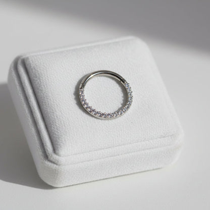 Anneau de Nez en Titane avec Zircons