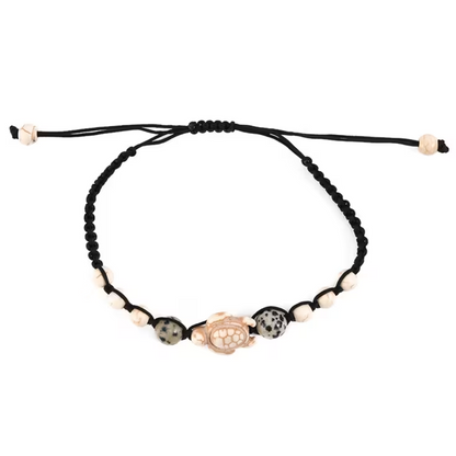 Pulseira Baby Turtle Branca Mar e Vida – Um Toque de Magia Vintage