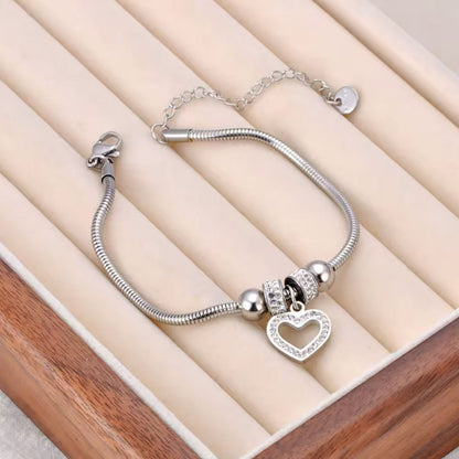 Pulseira de Senhora em Aço Inoxidável Banhado a Ouro 18K, Coração