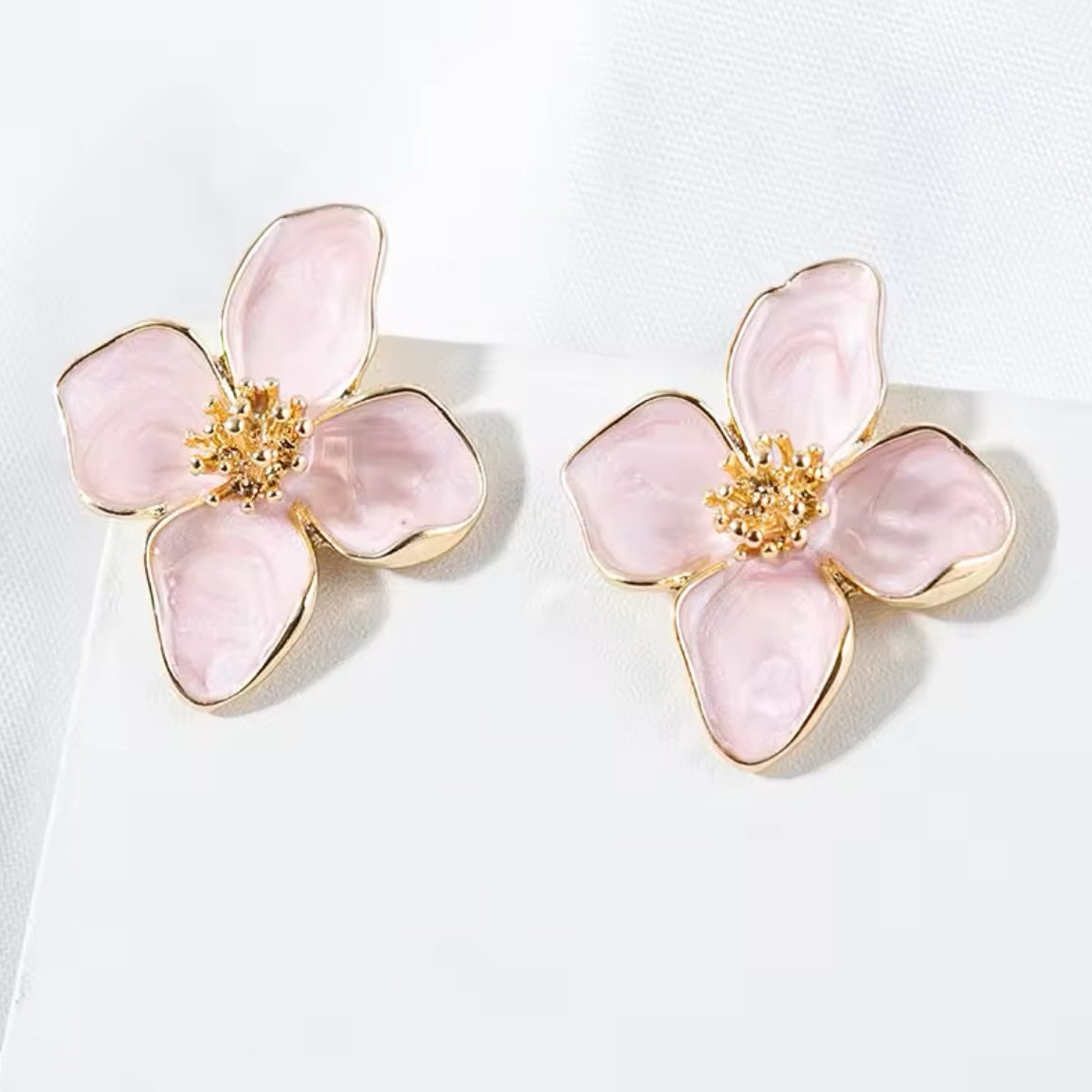 Brincos Obega de Senhora em Fantasia, Flor Rosa