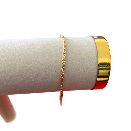 Pulseira de Senhora em Fantasia, Corrente Média Entrelaçada Dourada