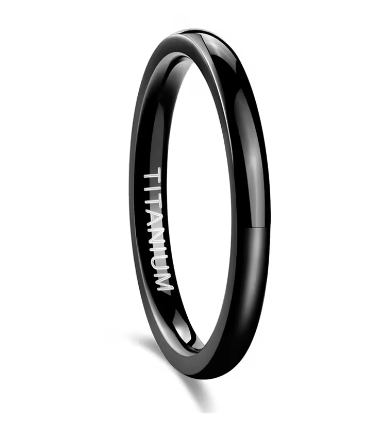 Anel de Titânio Preto Polido – Elegância Minimalista e Alta Resistência